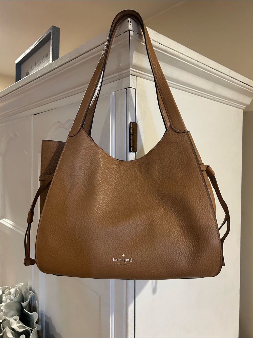 kate spade tan pebbled leather shoulder bag